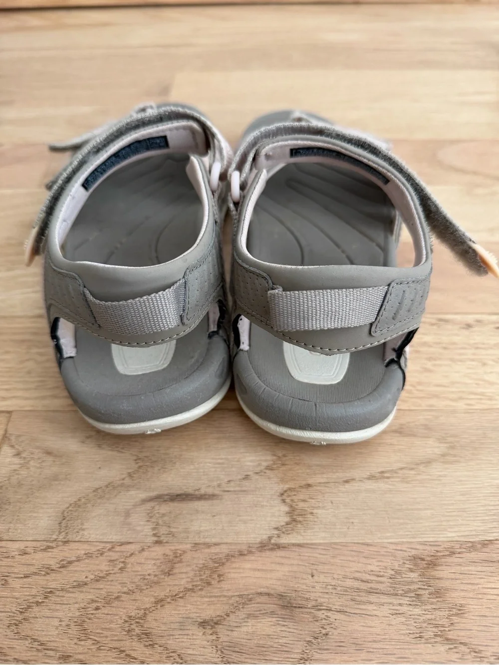 Teva Tirra Sandals Rose Gold Size 6